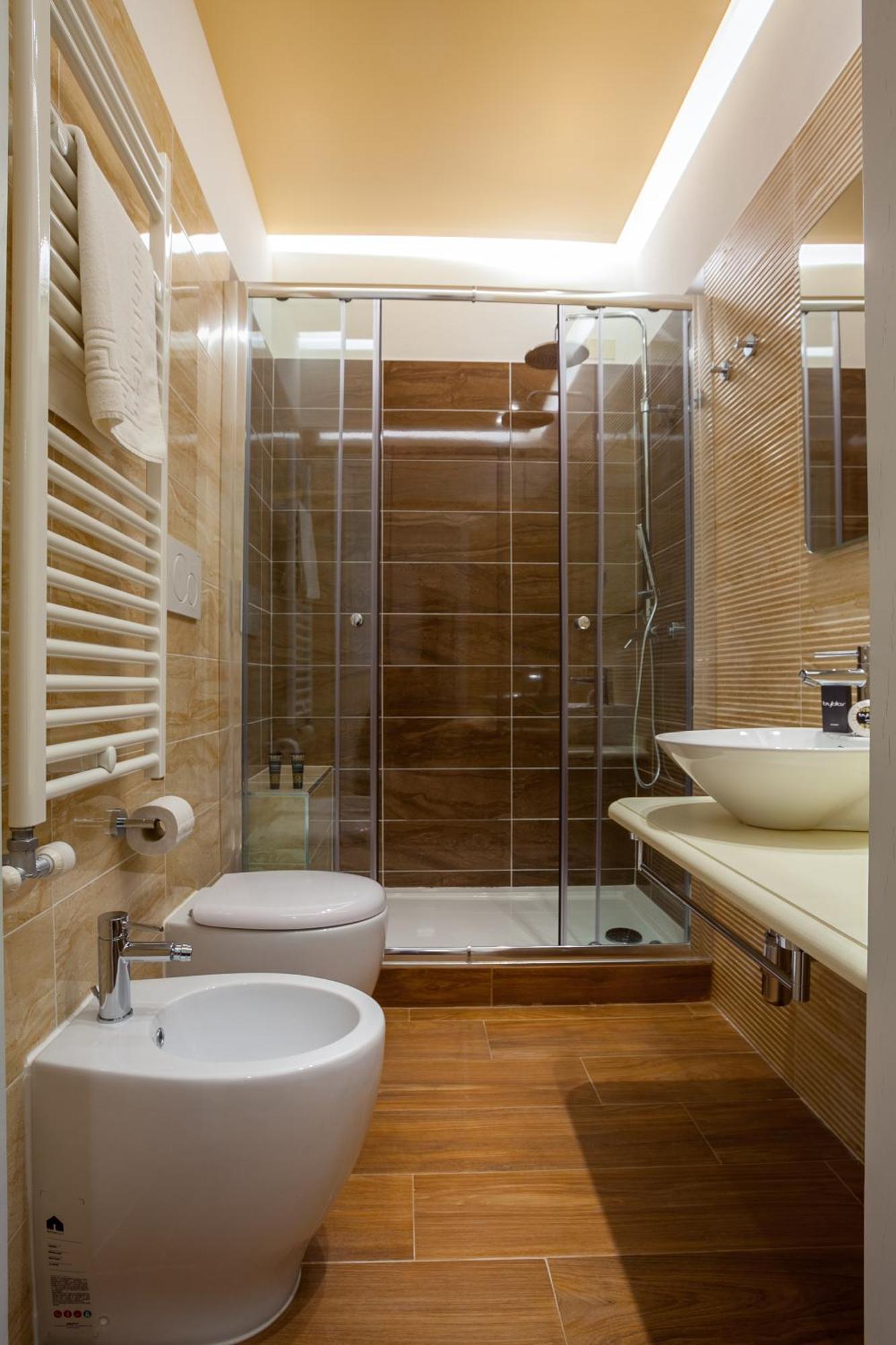 Standard Double Room,1278155404:JPEG